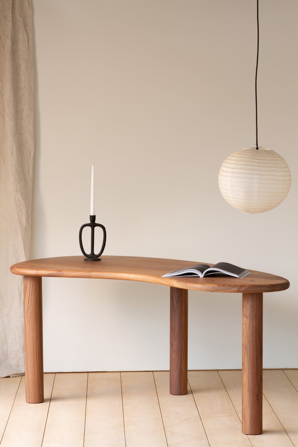 Yuki Desk in walnut
